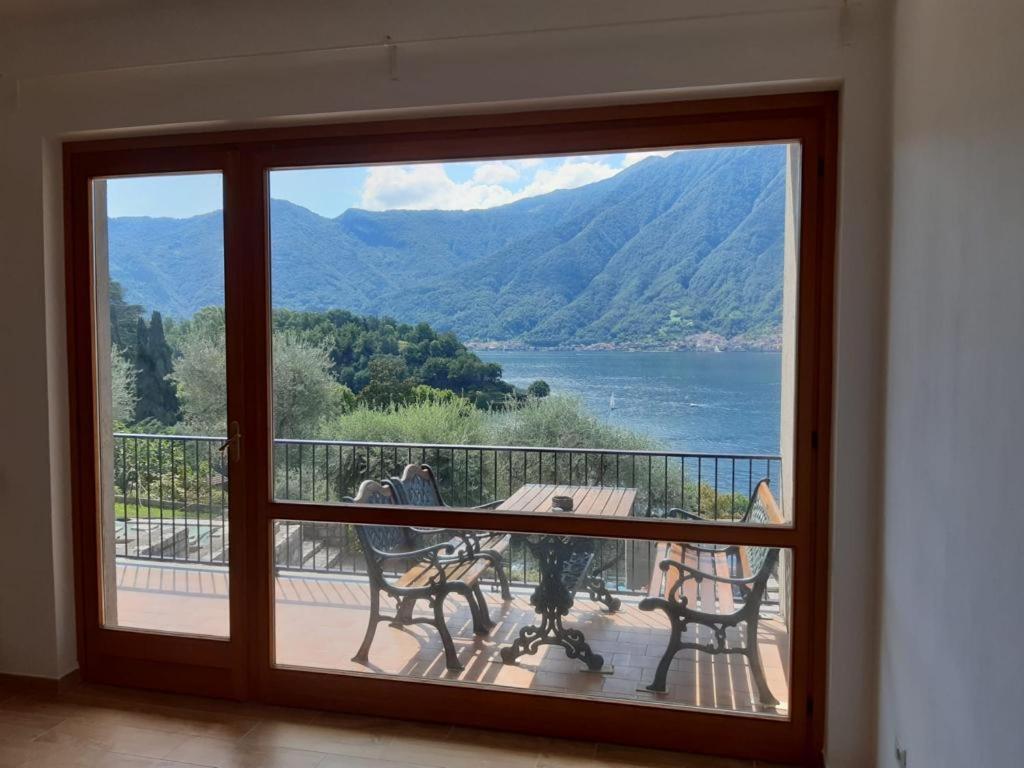 Big Apartment With Lake View And Two Bedrooms Sala Comacina Extérieur photo