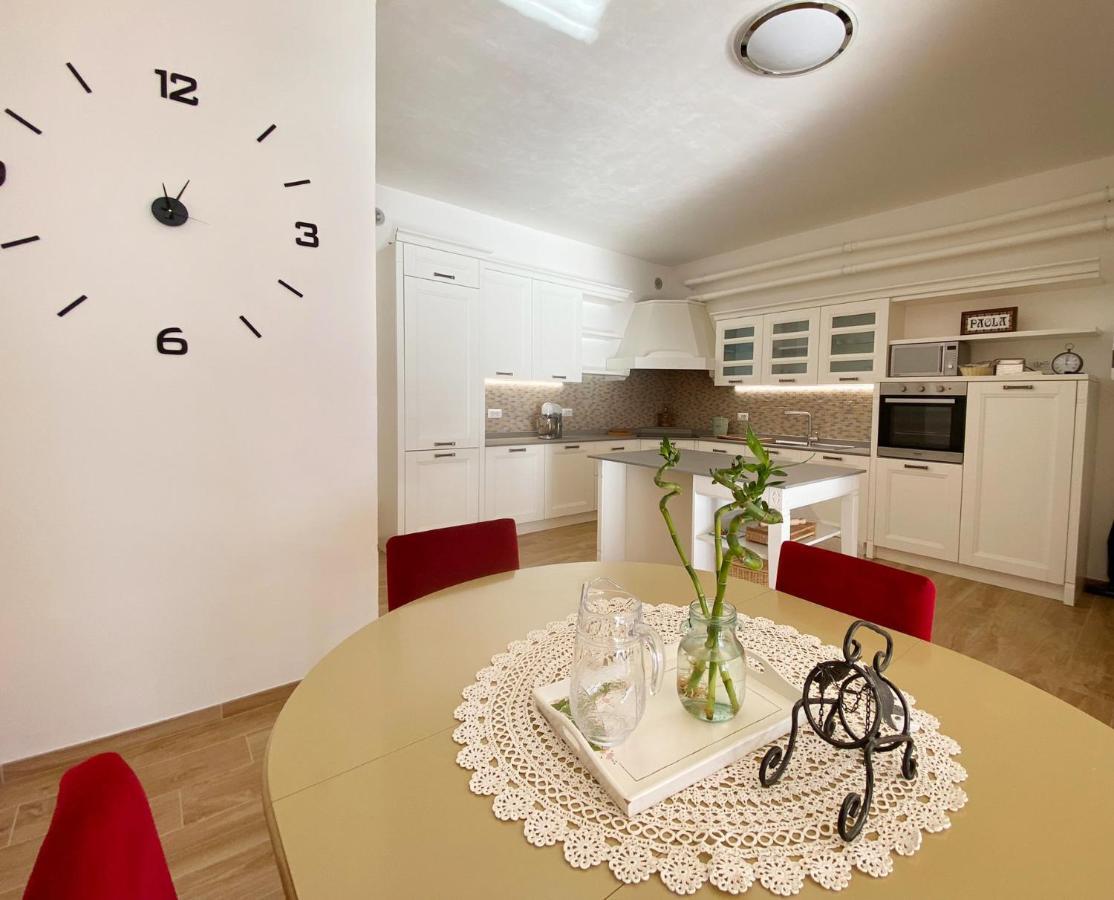 Big Apartment With Lake View And Two Bedrooms Sala Comacina Extérieur photo